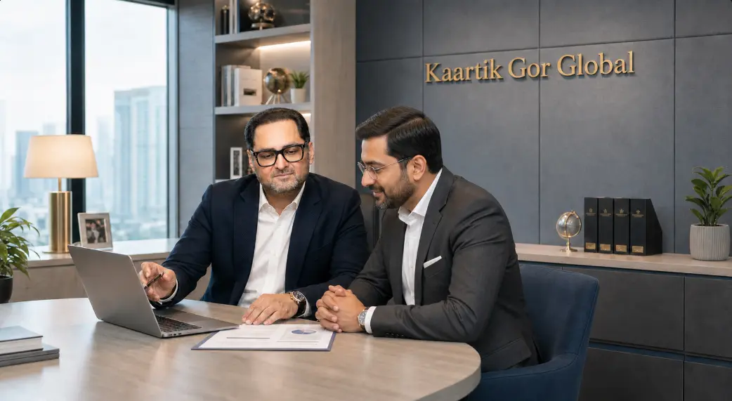 Kaartik Gor consulting a client at Kaartik Gor Global, Dubai